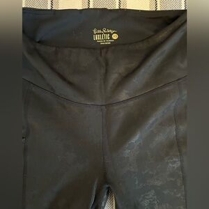 Lilly Pulitzer Black Luxletic Leggings